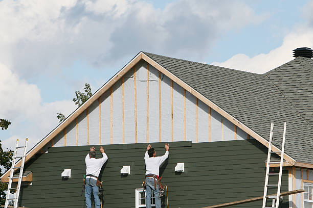 Professional Siding technician working in Baldwin, GA
